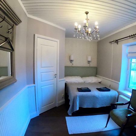 Villa Kertelhof Guesthouse Kardla Bagian luar foto