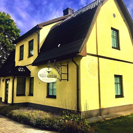 Villa Kertelhof Guesthouse Kardla Bagian luar foto