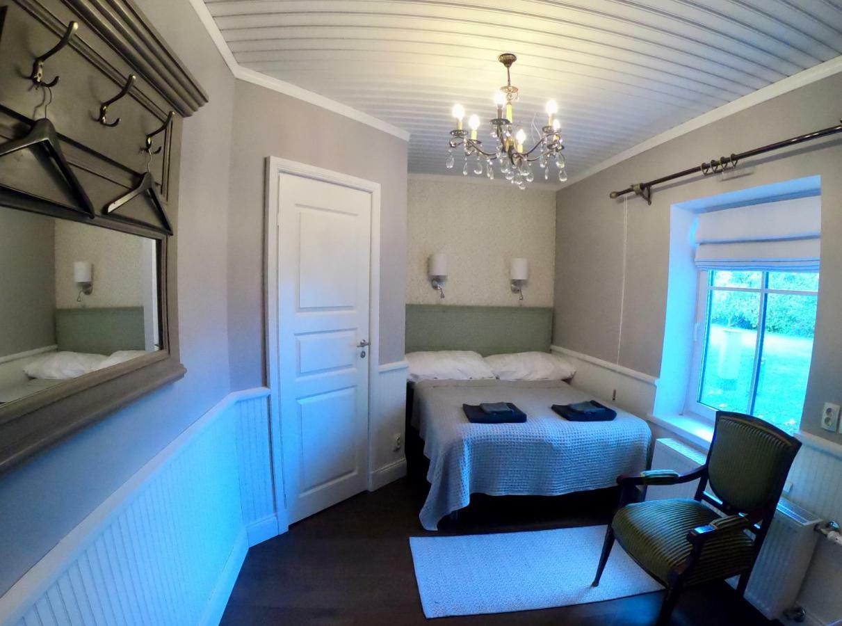 Villa Kertelhof Guesthouse Kardla Bagian luar foto